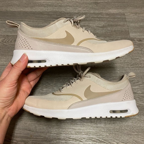 Nike Air Max Thea - Picture 2 of 7